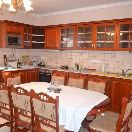 Modos Falusi Szallashely Guest house
